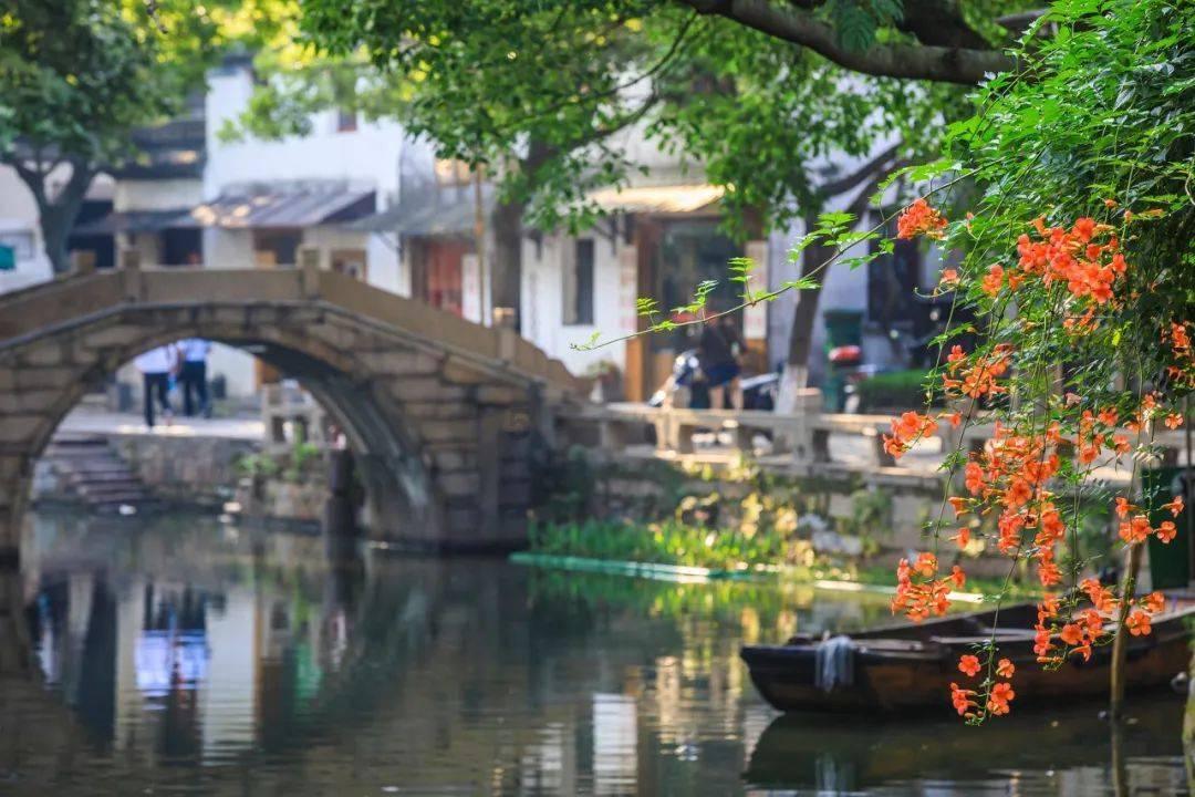 翰墨传情 送福到家
